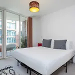Veeve - Boho-Chic Escape